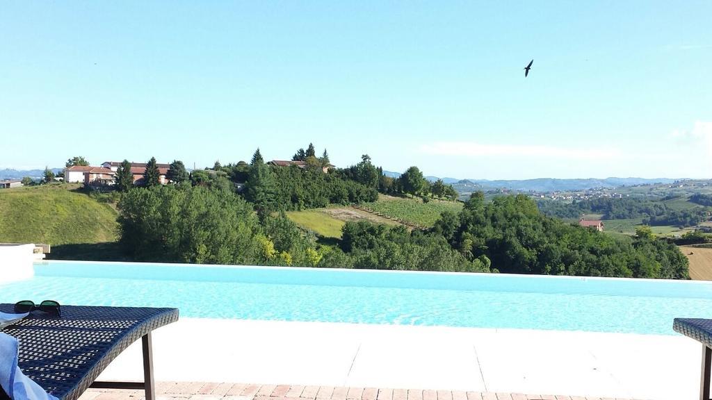 Alta Villa The Countryhouse Adults Only Boutique Bnb Vigliano d'Asti 外观 照片