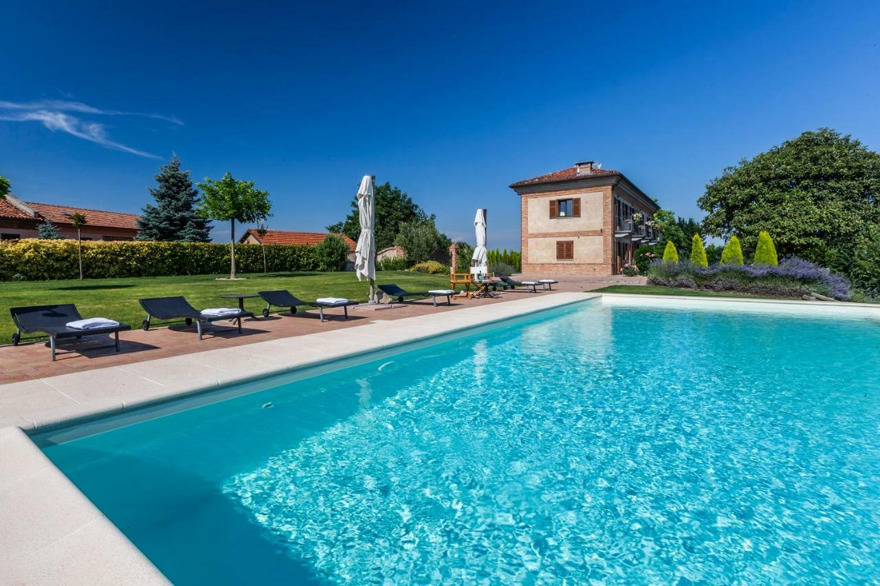 Alta Villa The Countryhouse Adults Only Boutique Bnb Vigliano d'Asti 外观 照片
