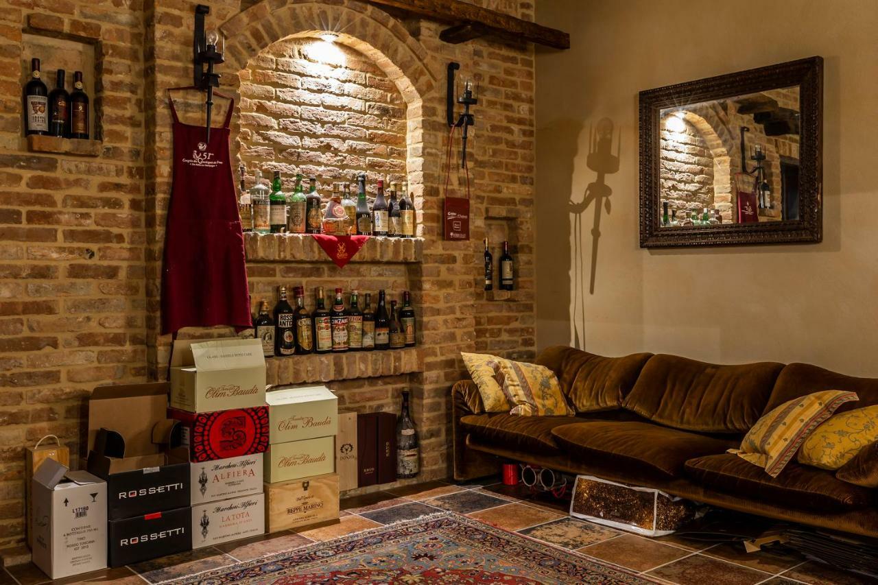 Alta Villa The Countryhouse Adults Only Boutique Bnb Vigliano d'Asti 外观 照片