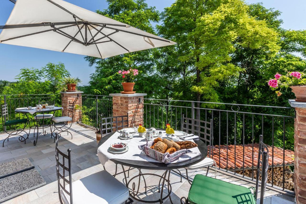 Alta Villa The Countryhouse Adults Only Boutique Bnb Vigliano d'Asti 外观 照片